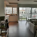 Apartmán Driemaster, Stijlvol Met Uitzicht Op Jachthaven En Prive Parking, Centrum Ostende